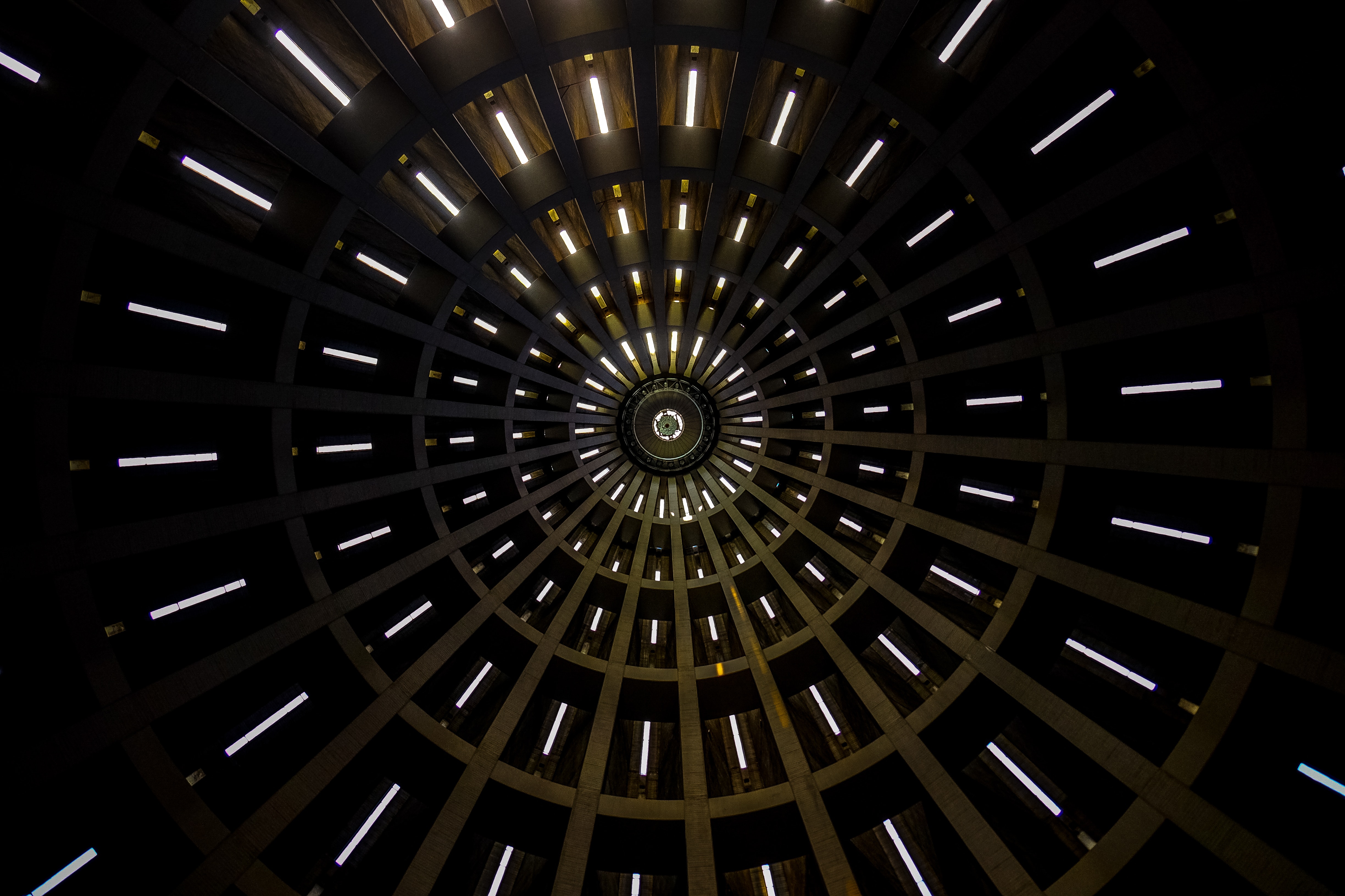 https://trainingcoachingsquare.be/coaching-mentoring-academy/wp-content/uploads/sites/5/2020/02/abstract-art-blur-circle-96381.jpg