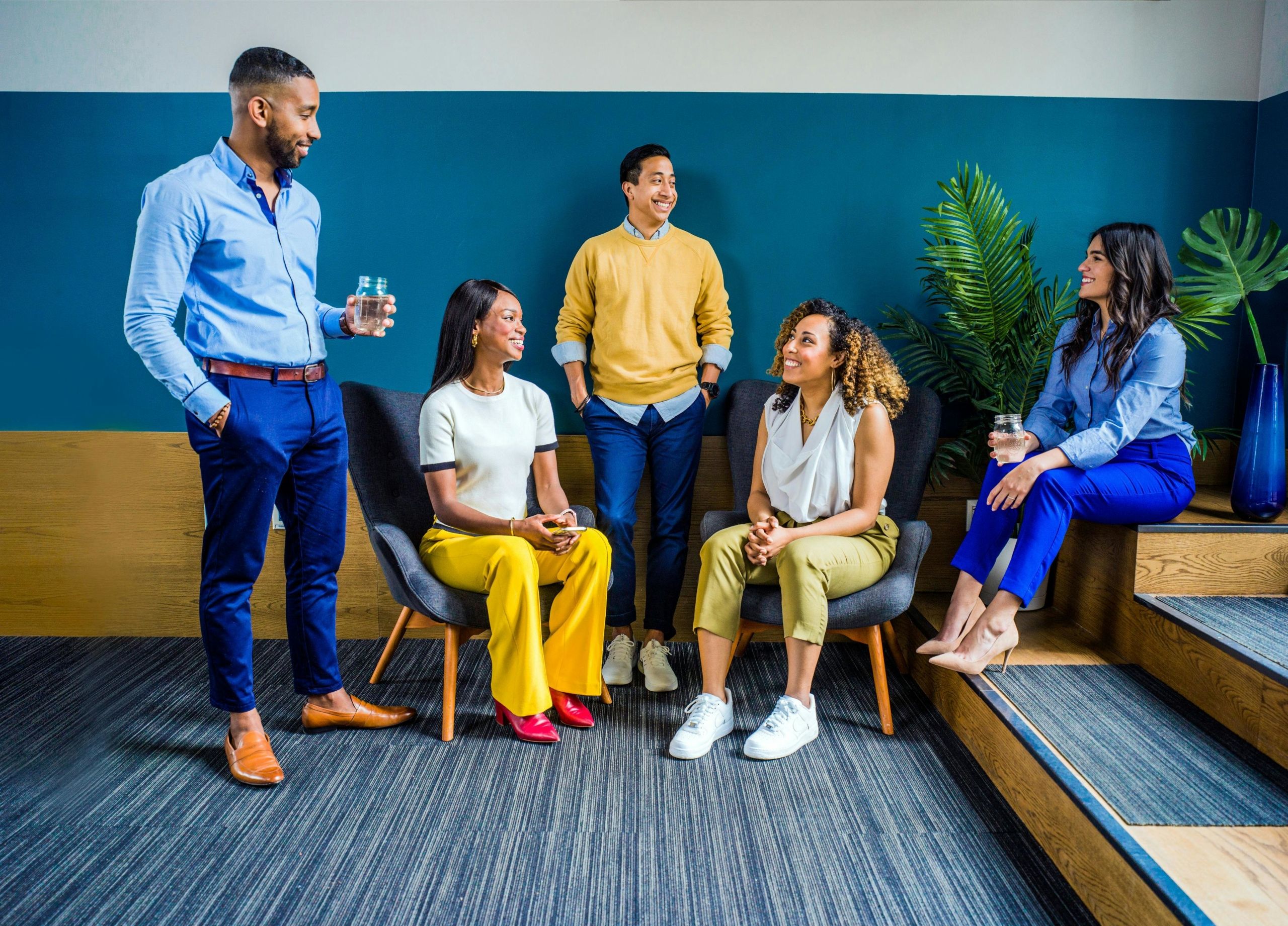 https://trainingcoachingsquare.be/coaching-mentoring-academy/wp-content/uploads/sites/5/2025/10/pexels-jopwell-2422290-1-scaled.jpg